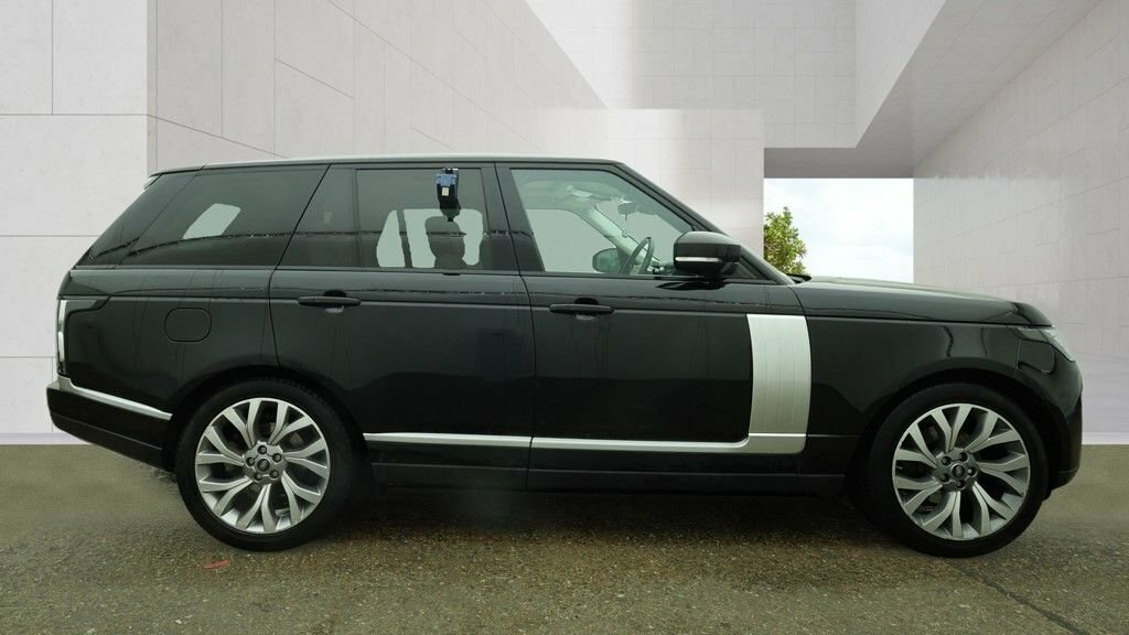 Land Rover Range Rover 3L Westminster Black #5
