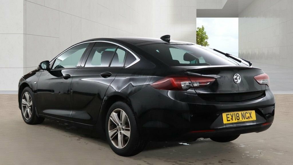 Vauxhall Insignia 1.6L Sri Nav Black #3