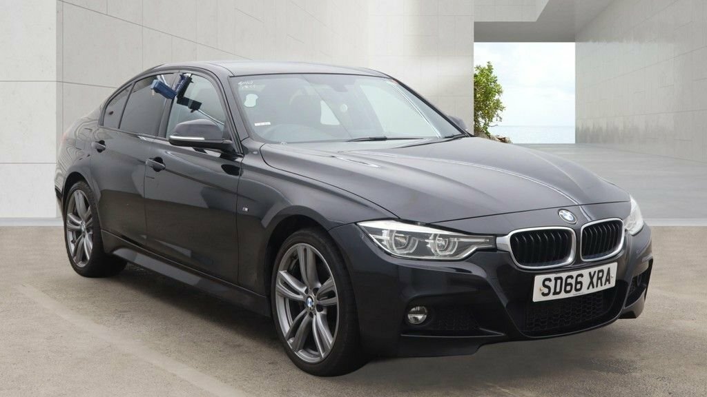 BMW 3 Series 320D Se Touring Black #1