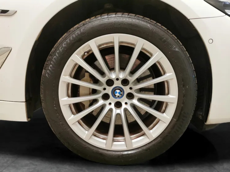 BMW 5 Series  Black #11
