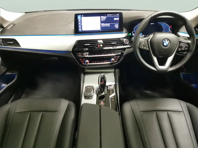 BMW 5 Series  Black #12