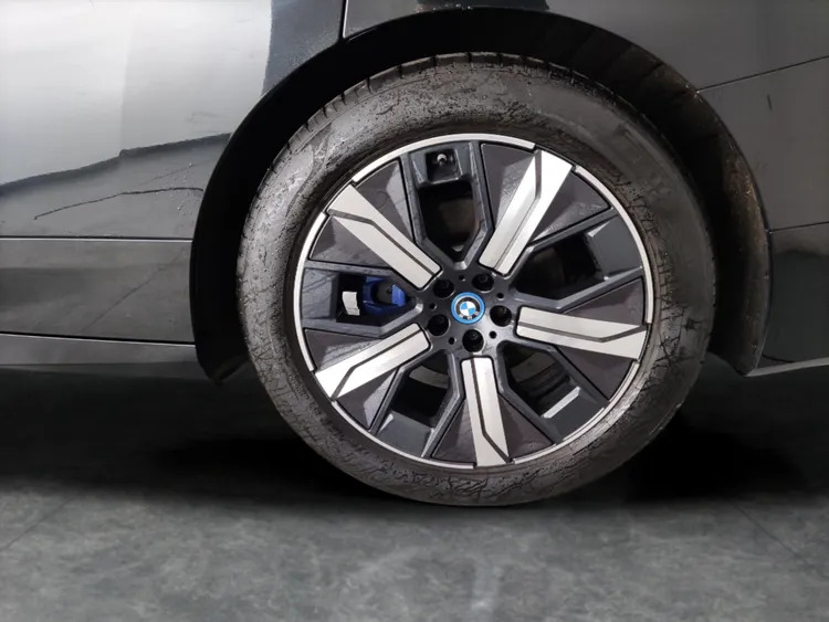 BMW iX Suv Black #9