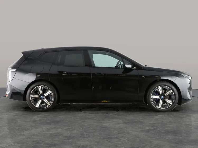 BMW iX Suv Black #6