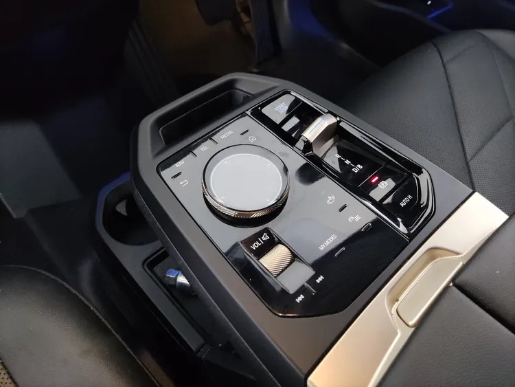BMW iX Suv Black #25