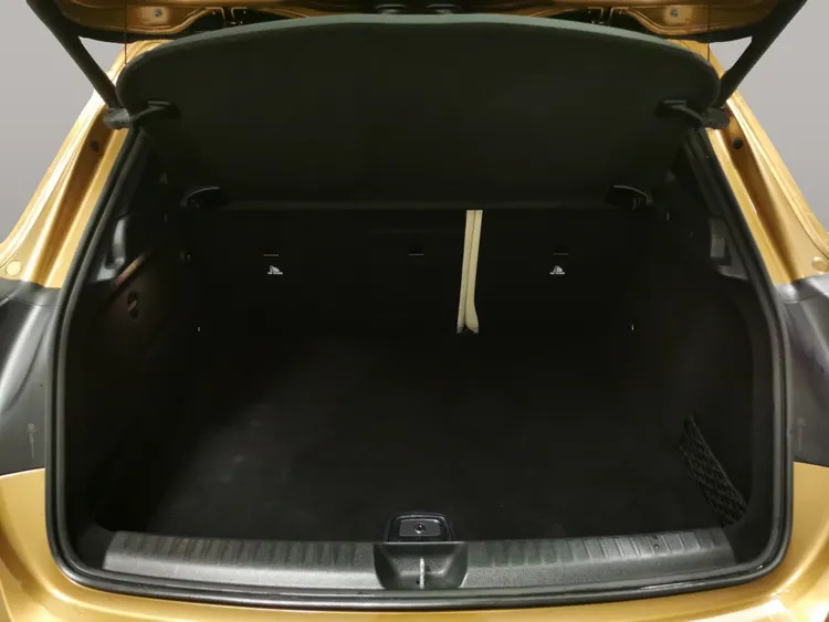 Mercedes-Benz GLA Class 2017 17 1.6  #21