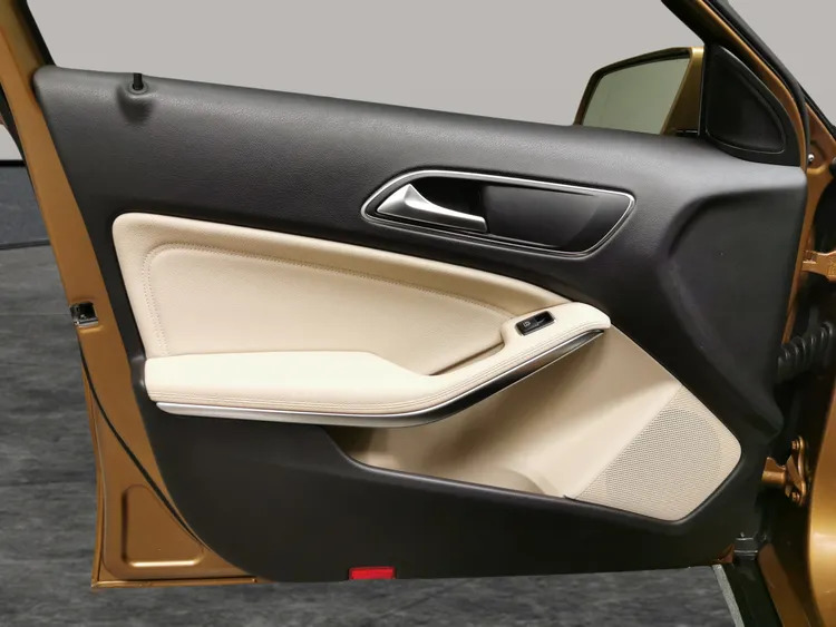 Mercedes-Benz GLA Class 2017 17 1.6  #16