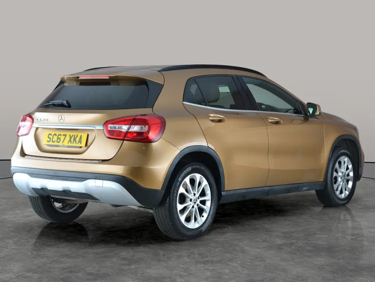 Mercedes-Benz GLA Class 2017 17 1.6  #5