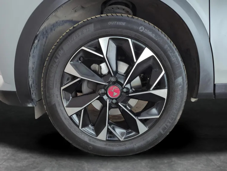 DS DS 3 1.2 Puretech 130 Performance Line Eat8 Grey #10