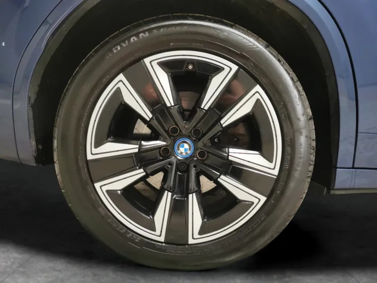BMW iX3 M Sport Pro Black #12