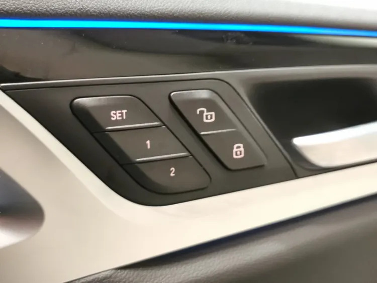 BMW iX3 M Sport Pro Black #25