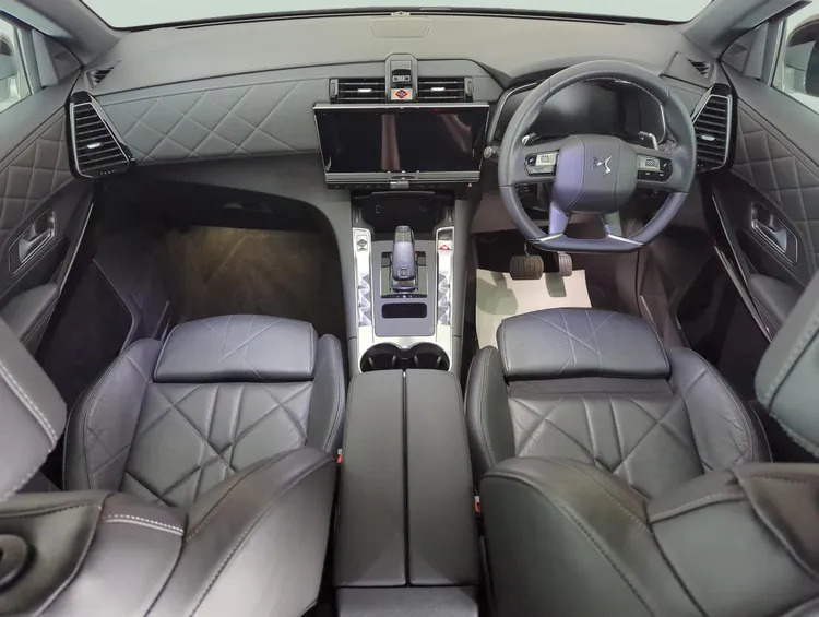 DS DS 7 1.6 E-tense 4X4 360 La Premiere Eat8  #13