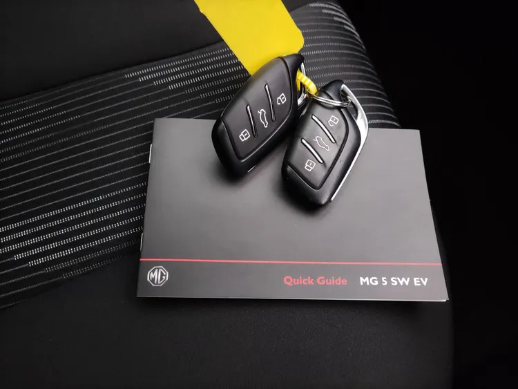 MG MG5 5 Trophy Grey #22