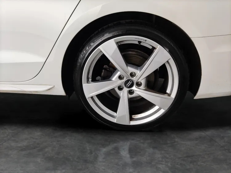 Audi A4 Avant 35 Tfsi Technik S Tronic White #9