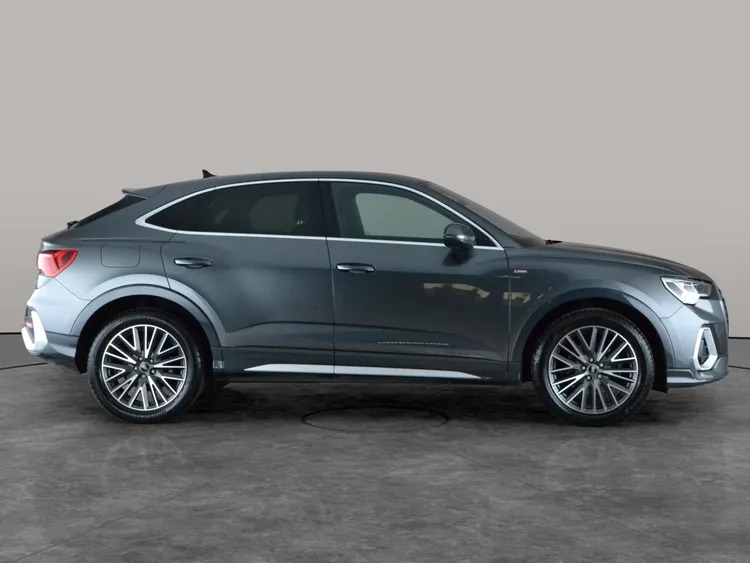 Audi Q3 35 Tfsi Sport White #4