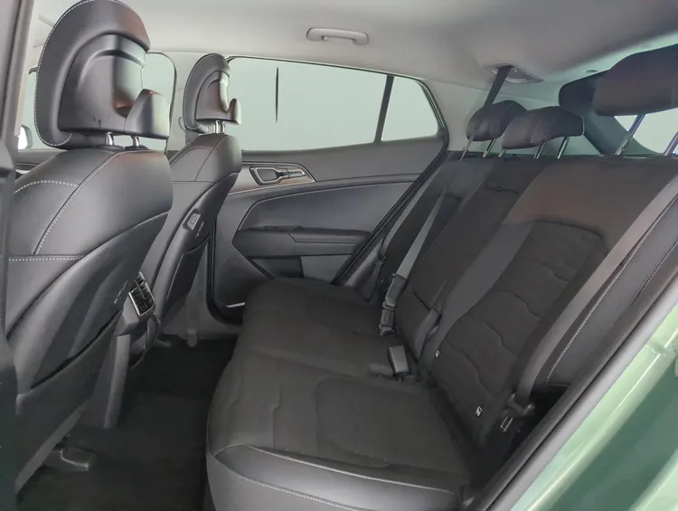 Kia Sportage Suv Black #16
