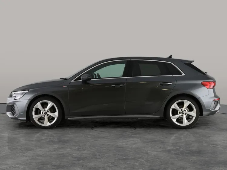 Audi A3 35 Tfsi S Line S Tronic 2023 #2