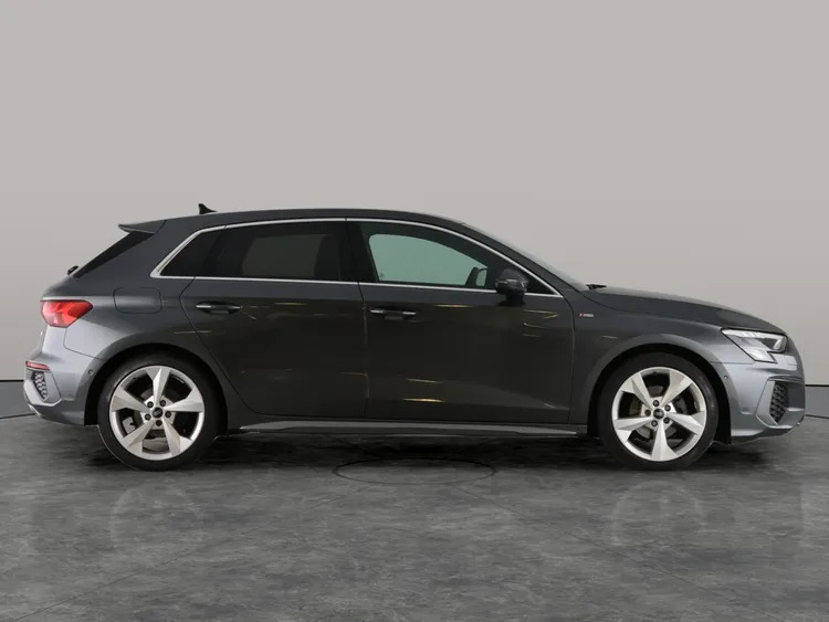 Audi A3 35 Tfsi S Line S Tronic 2023 #6