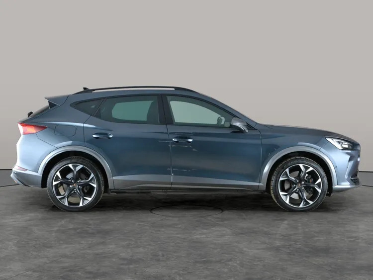 Cupra Formentor 1.5 Tsi 150 V2 Dsg Estate White #4