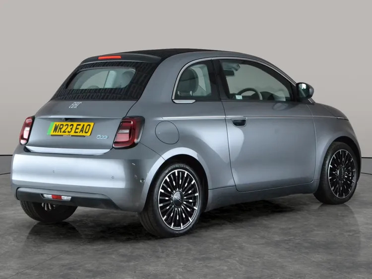 Fiat 500E C C 500 87Kw Red #5