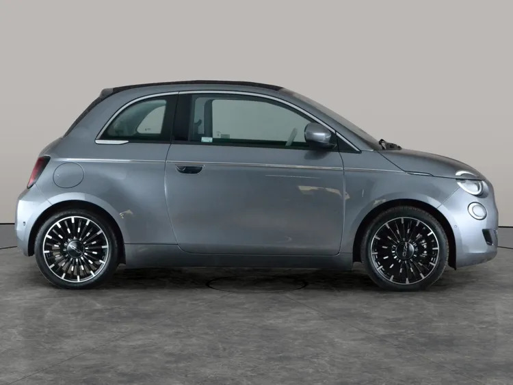 Fiat 500E C C 500 87Kw Red #4