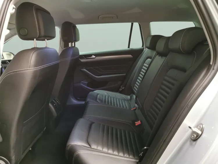 Volkswagen Passat 1.5 Tsi Evo R-line Dsg  #15