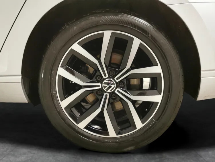 Volkswagen Passat 1.5 Tsi Evo R-line Dsg  #9