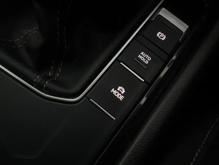 Volkswagen Tiguan R-line White #30