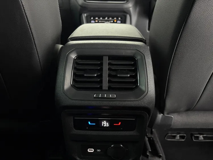Volkswagen Tiguan R-line White #34