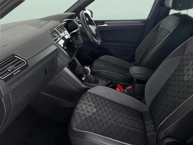 Volkswagen Tiguan R-line White #14