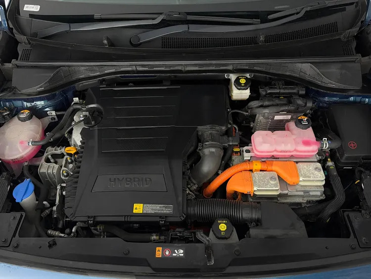 Kia Niro 2 White #21