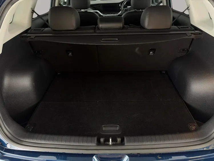 Kia Niro 2 White #20