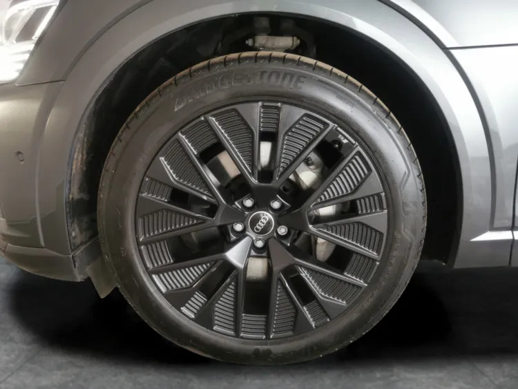 Audi Q8 e tron Audi 300Kw 55 Quattro 114Kwh S Line Grey #10