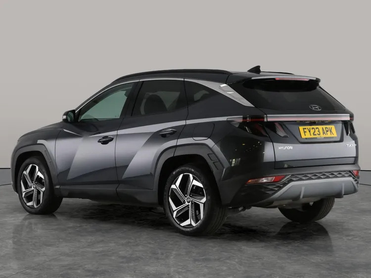 Hyundai Tucson Estate White #3