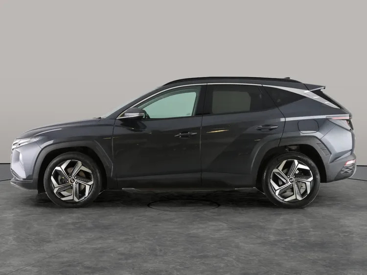Hyundai Tucson Estate White #2