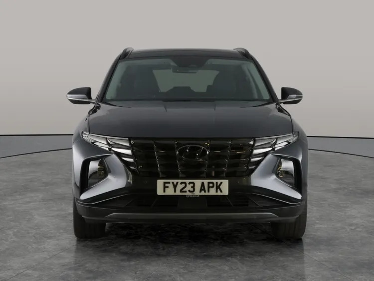Hyundai Tucson Estate White #8