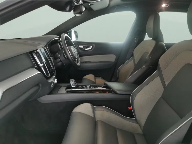 Volvo XC60 2.0 B5 R-design Mhev Grey #14
