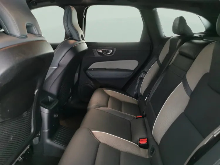 Volvo XC60 2.0 B5 R-design Mhev Grey #15