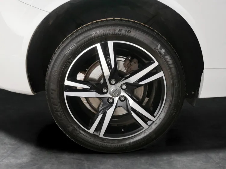 Volvo XC60 2.0 B5 R-design Mhev Grey #12