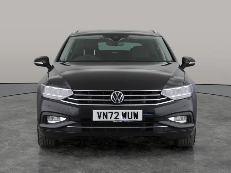 Volkswagen Passat 2.0 Tdi Evo Scr R-line Dsg White #2