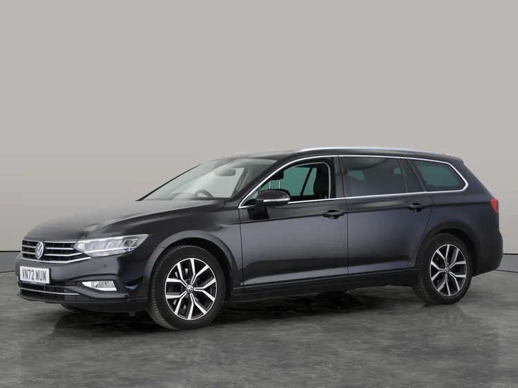 Volkswagen Passat 2.0 Tdi Evo Scr R-line Dsg White #1