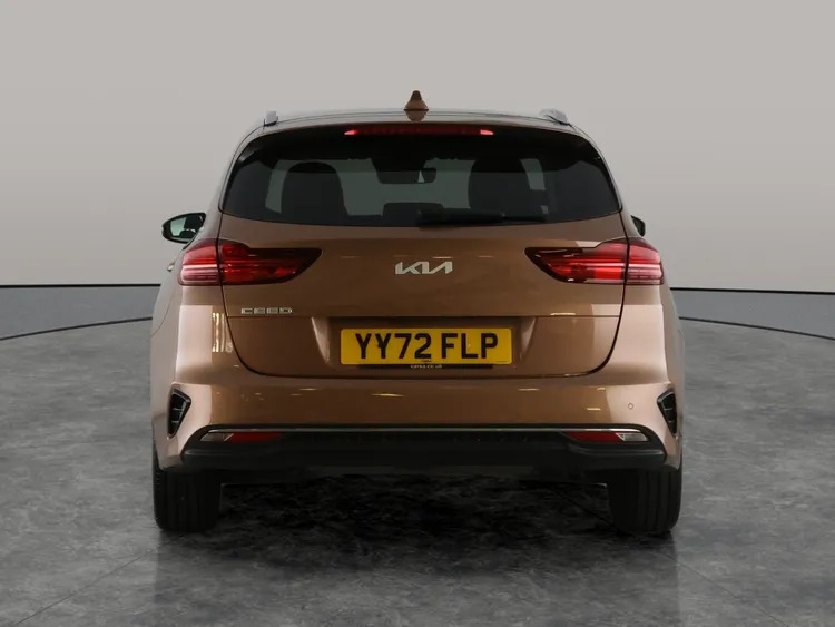 Kia Ceed 1.5 T-gdi Gt-line Hatchback Euro White #4