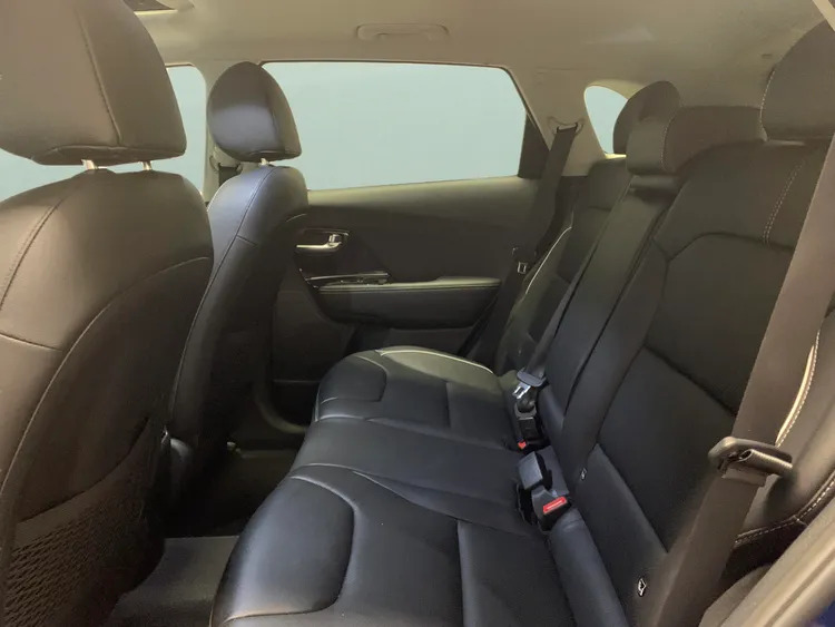 Kia e-Niro Kia Niro 64Kwh 2 Suv 201 Bhp Red #15