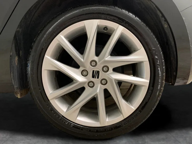 Seat Ibiza 1.0 Tsi 115 Xcellence Dsg Red #9
