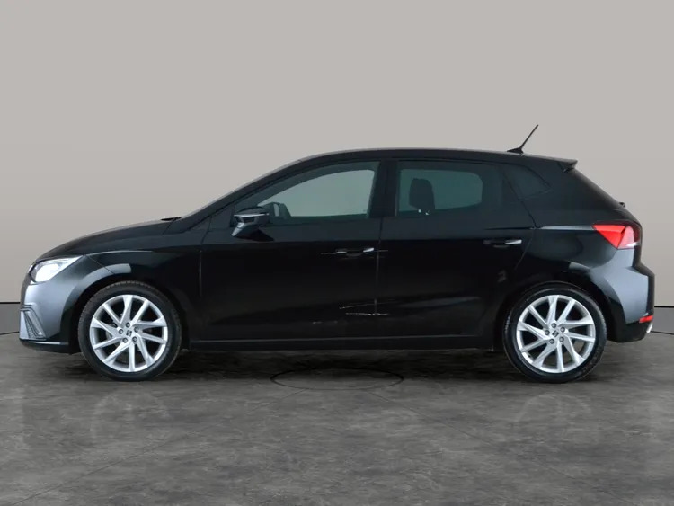 Seat Ibiza 1.0 Tsi 115 Xcellence Dsg Red #8