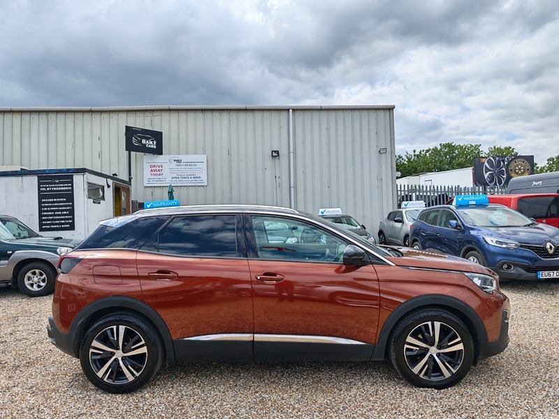 Peugeot 3008 Bluehdi S S Allure Brown #6
