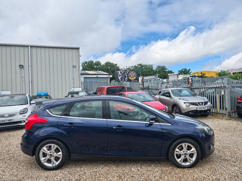 Ford Focus Zetec Blue #6