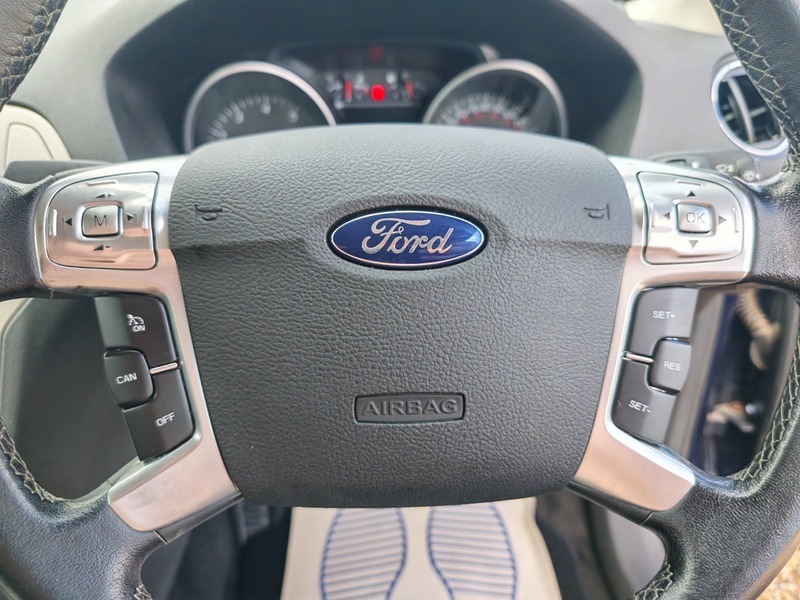 Ford Mondeo Hatchback 2.0 Zetec 200808 Silver #11