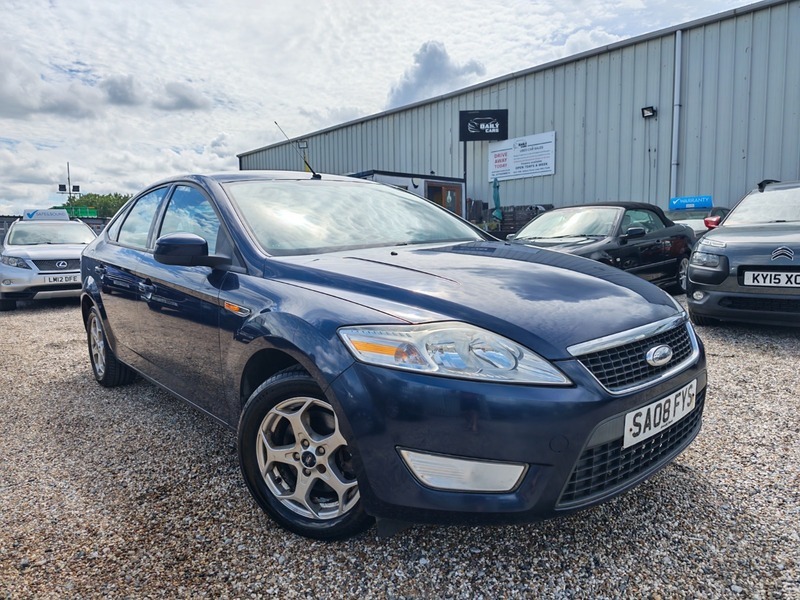 Ford Mondeo Zetec 145 Blue