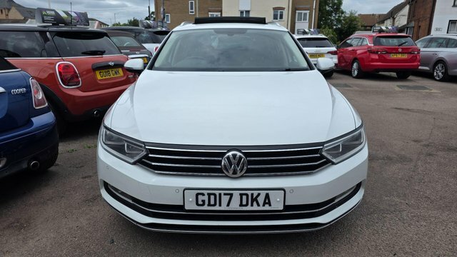 Volkswagen Passat 2.0 Tdi Gt Estate Dsg Euro 6 Ss 150 GD17DKA White #5
