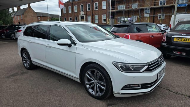 Volkswagen Passat 2.0 Tdi Gt Dsg Euro 6 Ss White
